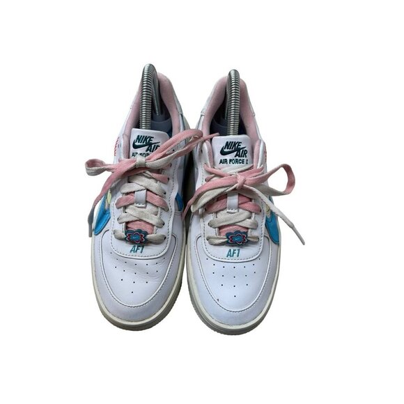 NIKE AIR FORCE AF1 PLATFORM WHITE / BLUE / PINK SNEAKERS DZ5197-100 Women’s 6.5 - Picture 3 of 12